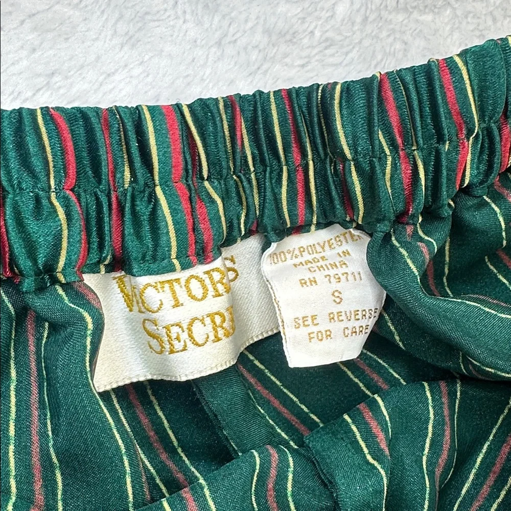 VTG Victoria’s Secret Yellow Label Women’s Christmas Sleepwear Stretchy Shorts S - Picture 3 of 6